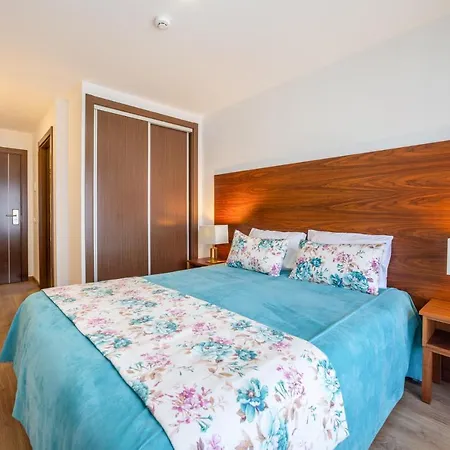 Nossa Senhora Da Paz 2*