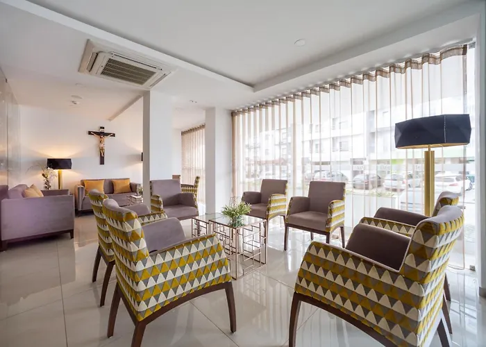 Готель Nossa Senhora Da Paz