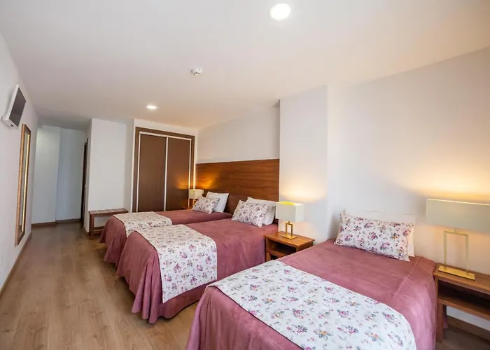 Готель Nossa Senhora Da Paz